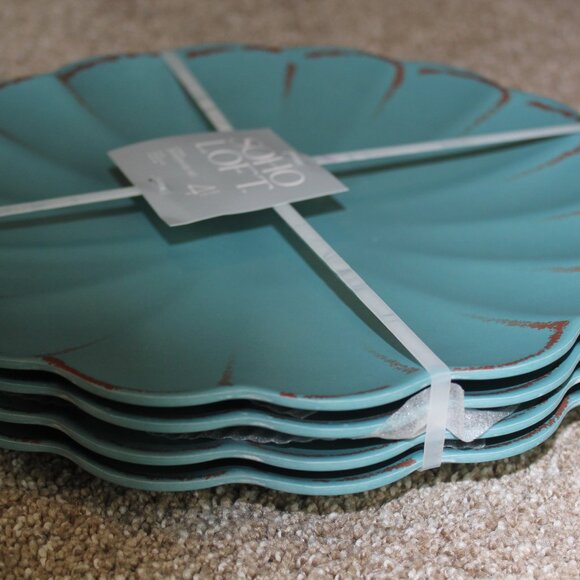 Soho Loft Plates Rustic Scalloped Set of 4 Melamine 11" Dinner Teal Brown NWT - Picture 5 of 7